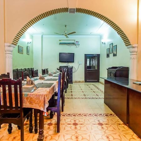 Hotel Utsav Niwas ชัยปุระ ภายนอก รูปภาพ